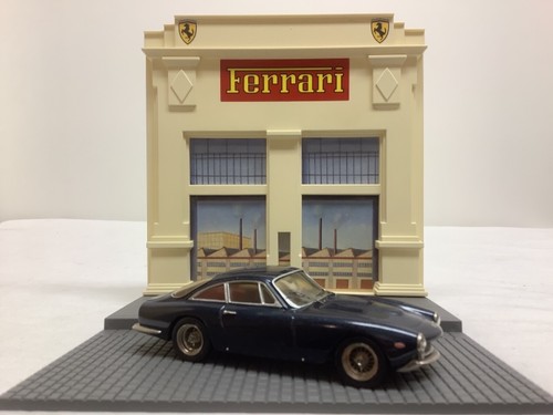 Diorama fabbrica ferrari - diorama,
