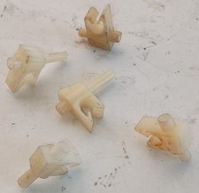 FIAT 128 CLIPS FISSAGGIO CAVO IMPIANTO ELETTRICO (424)