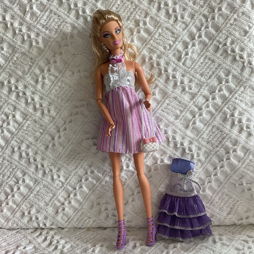 Barbie fashionistas 2010 - barbie,
