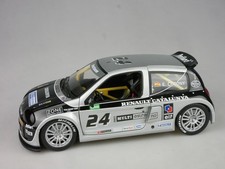 Universal Hobbies 1/18 Renault