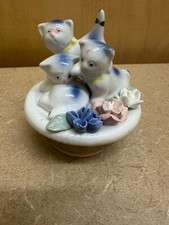 3 gattini cinesi porcellana