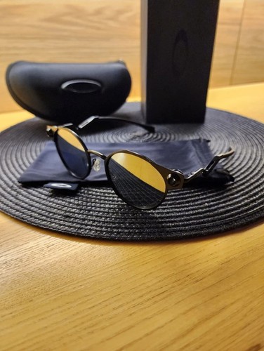 Oakley deadbolt metal titanium - oakley,