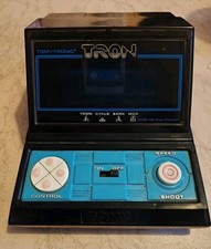Tron Gioco elettronico portatile vintage da collezione 1981 Tomytronic