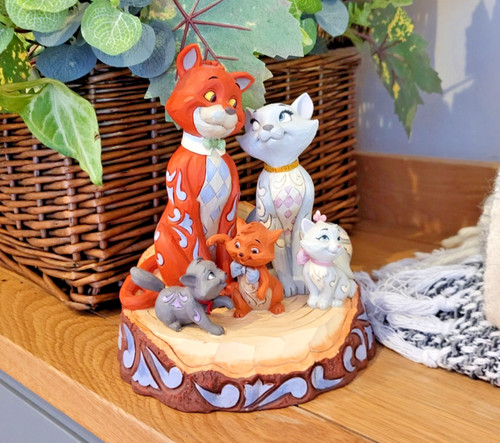 Disney traditions showcase - disney,