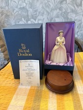 ROYAL DOULTON HN3440. HM