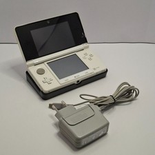 Nintendo3DS White + Caricatore