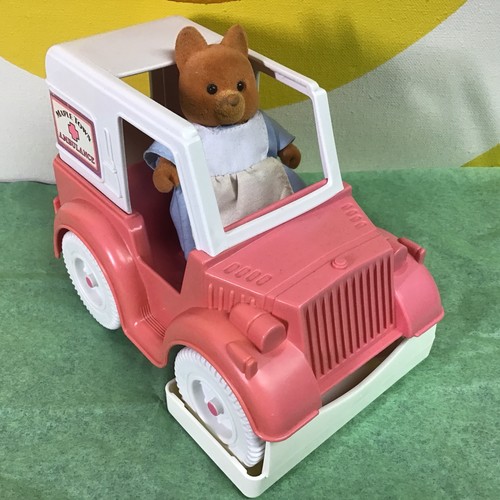 Vtg maple town ambulance - vtg,