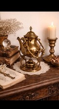 Teiera vintage in ottone stile