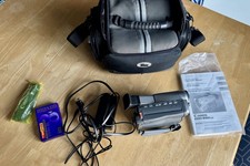 Canon ES60/ES65 Hi8 Camera W/
