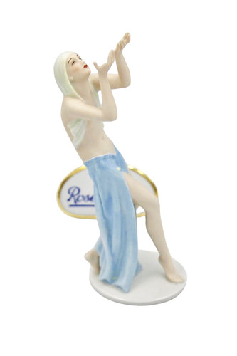 Stupenda statuina porcellana
