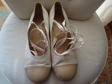 Carina ballerina con fasce di