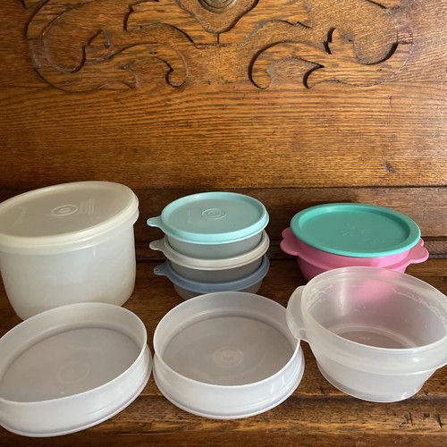Tupperware bundle shown - as,