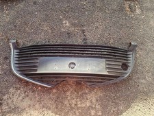 Griglia superiore radiatore