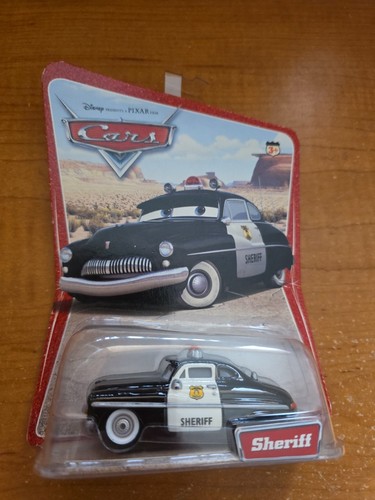 Modellino auto giocattolo