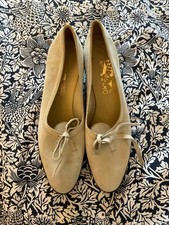 SCARPE BALLERINE CON TACCO