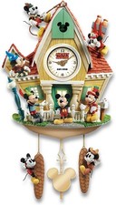 Orologio a cucù Bradford Exchange Disney Topolino attraverso gli anni