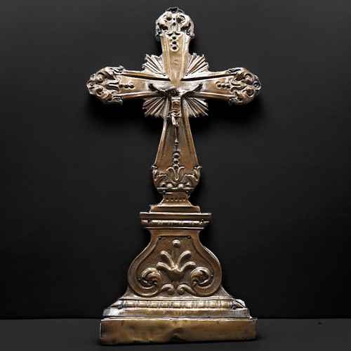 Crocifisso altare sbalzato - crocifisso, d’altare