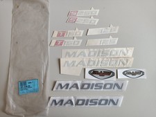 MALAGUTI MADISON 125 150 250 KIT ADESIVI CARENE 181.238.00