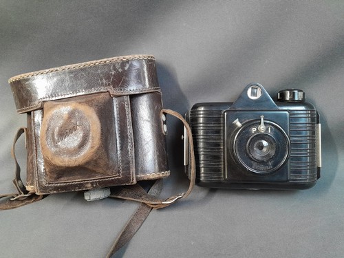 Antica fotocamera univex - antica,