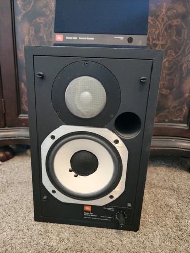 Altoparlante monitor studio