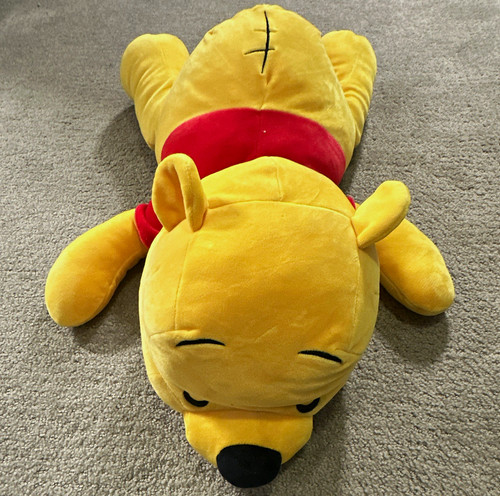 Disney winnie the pooh laying - disney,