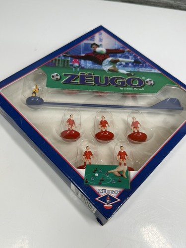 Zeugo parodi subbuteo - zeugo,