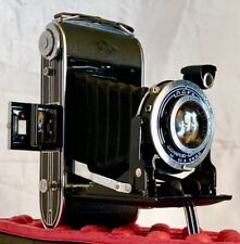 Antica macchina fotografica