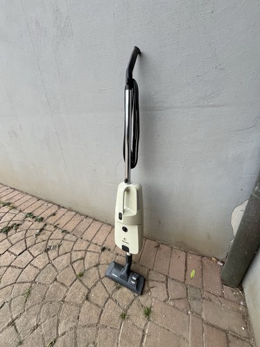 Aspirapolvere miele filo - miele, a
