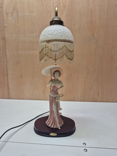 Vintage lady figurine - vintage,