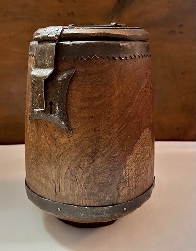 Botte legno intagliato - in,