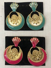 ORECCHINI MEDAGLIONE IN METALLO ORO SMALTO BIGIOTTERIA VINTAGE ANNI 70-90 CM 6,5