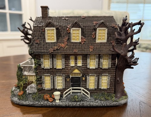 Amityville horror house - amityville,
