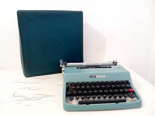 Macchina per scrivere olivetti - scrivere,