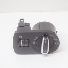 AUDI Q3 8U 2.0 TDI Centralina interruttore fari 8P0919093 8X2941531AN 2015 RHD