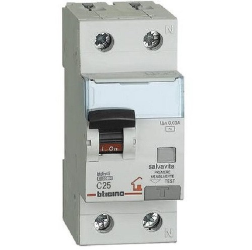 Interruttore magnetotermico