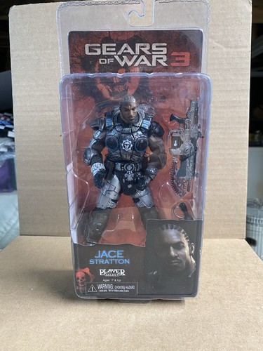 Neca gears war - 3, modellino