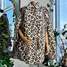 Cappotto mantello pelliccia