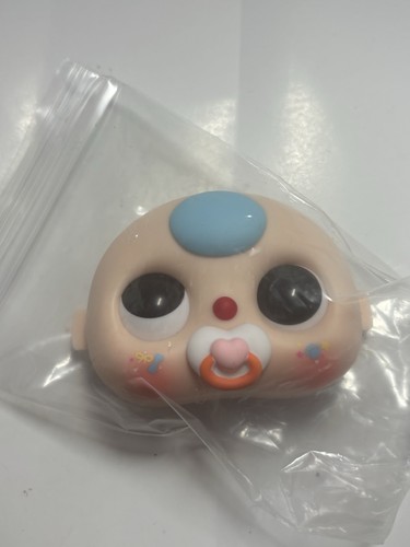 Bambino tre facce - , capelli