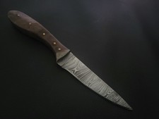 COLTELLO SCUOIATORE ACCIAIO DAMASCATO 9" PERSONALIZZATO MANICO PALISSANDRO CON FODERO C672