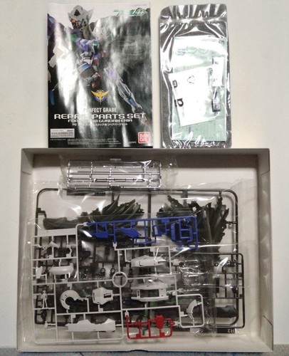 Bandai gundam exia - pg,