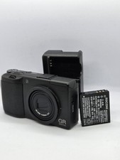 Fotocamera digitale compatta