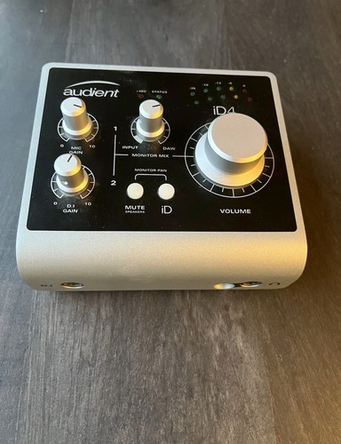 Audient id4 2in 2out - audient,