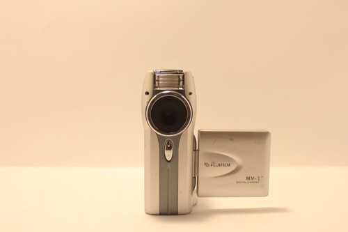 Fujifilm digital camera - mv-1,