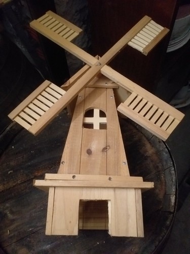 Mulino vento artigianale in - a,