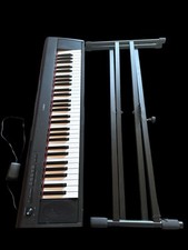 Yamaha Tastiera Piaggero NP-12 61 tasti e supporto