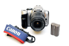 Canon EOS 300D digitale con obiettivo zoom Canon EF-S 18-55 mm