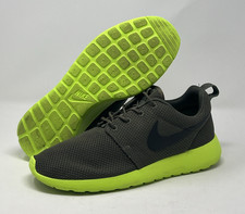 2013 NIKE ROSHE RUN TARP OLIVE
