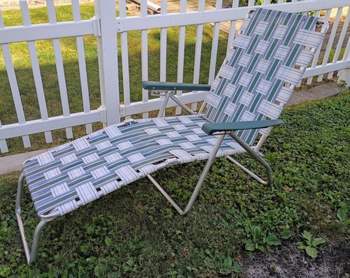 Chaise longue pieghevole