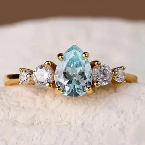 Anello solitario acquamarina
