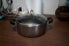 pentola -casseruola in acciaio con coperchio cm 22 made in italy vintage leggi